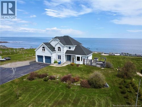 411 Principale Rue, Petit Rocher, NB, E8J1L9 | Card Image
