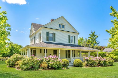 51 Quogue St, Quogue, NY, 11959-9500 | Card Image