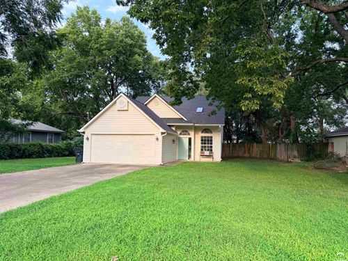 222 N 8th St, Lawrence, KS, 66044-5512 | Card Image
