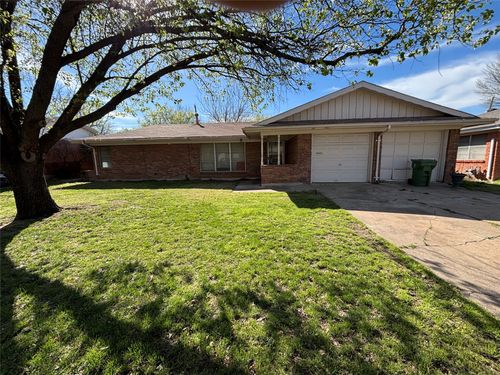 3543 Paramount St, North Richland Hills, TX, 76117-3331 | Card Image