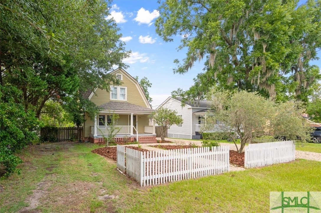 Mechanics Ave, Savannah, GA 31404