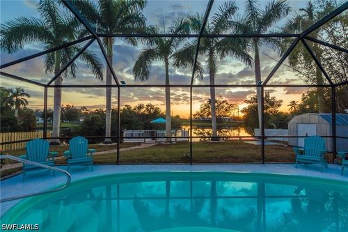 28 Constitution Dr, NAPLES, FL, 34112-7310 | Card Image