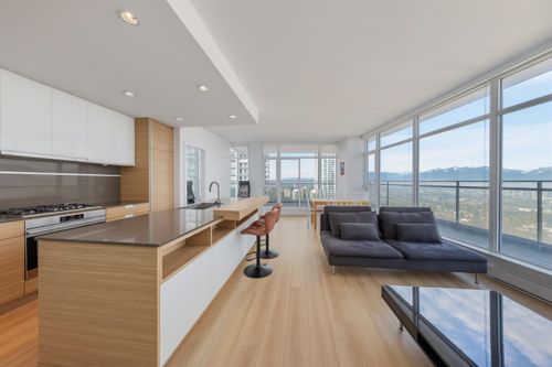 3503-4688 Kingsway, Burnaby, BC, V5H0J9 | Card Image