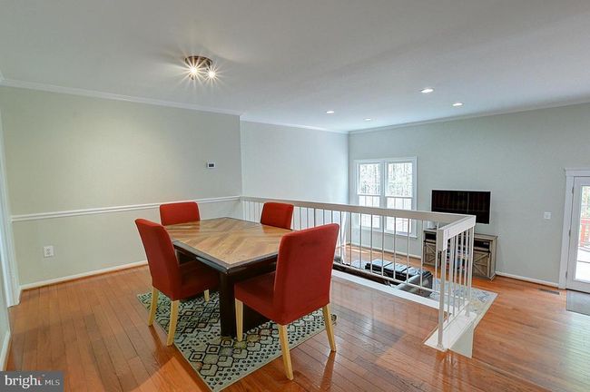 7 Catoctin Ct, Townhouse with 3 bedrooms, 4 bathrooms and null parking in SILVER SPRING MD | Image 5