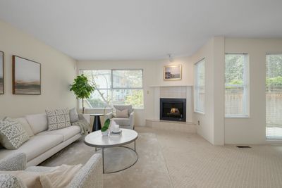 4 - 925 Tobruck Ave, Townhouse with 3 bedrooms, 3 bathrooms and 1 parking in North Vancouver BC | Image 2