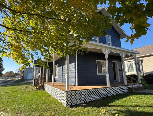 210 S Maple St, Creston, IA, 50801-3713 | Card Image