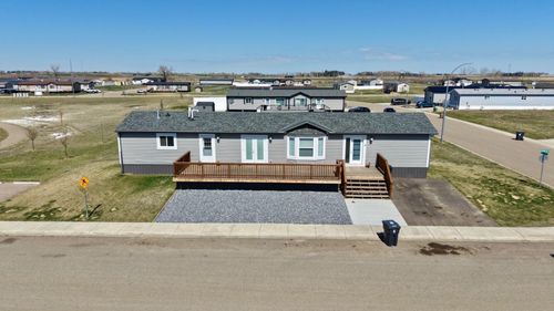 3 Meadowplace Manor E, Brooks, AB, T1R0W7 | Card Image