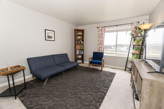 0 - 1176 Delta Dr, Townhouse with 2 bedrooms, 3 bathrooms and 2 parking in Elgin IL | Image 15