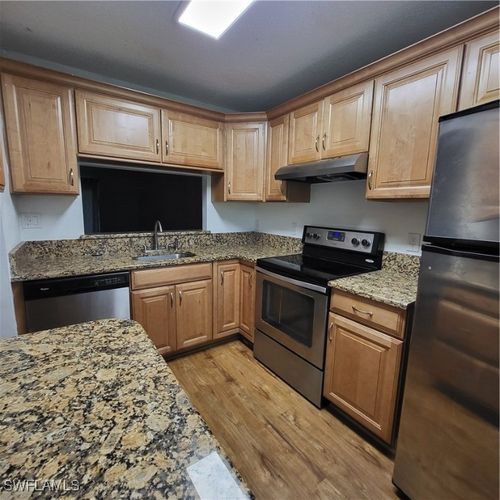 apt-105-9291 Central Park Dr, FORT MYERS, FL, 33919-4896 | Card Image