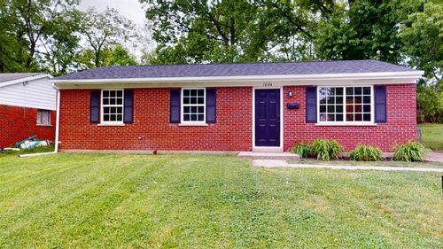 1884 Sevenhills Dr, Cincinnati, OH, 45240-2702 | Card Image