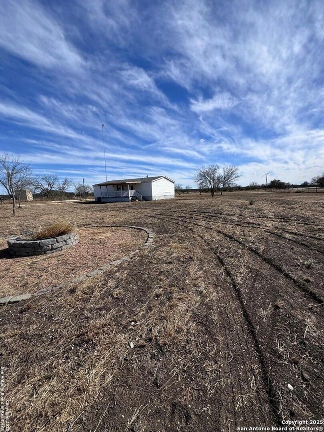 159 Private Road 322, House other with 3 bedrooms, 2 bathrooms and null parking in D Hanis TX | Image 6