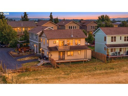 2850 Cottage Ln, Hood River, OR, 97031-1586 | Card Image