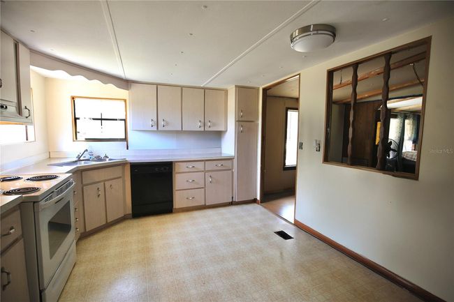 5801 Sw 178 Th Ter, House other with 3 bedrooms, 2 bathrooms and null parking in DUNNELLON FL | Image 9