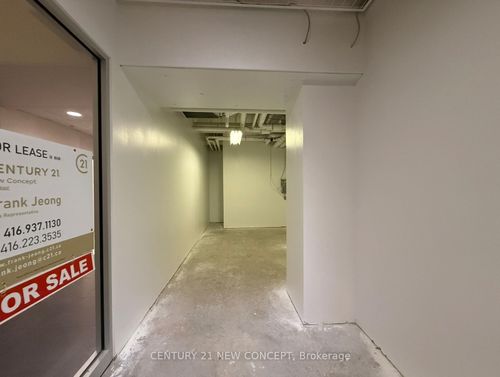 132-7181 Yonge St, Thornhill, ON, L3T0C7 | Card Image