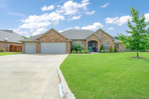 1114 Beretta Blvd, Durant, OK, 74701-7837 | Card Image