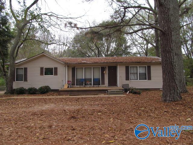 Whippoorwill Ln, Albertville, AL 35950