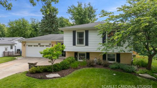 1881 Cambridge Ln, Wheaton, IL, 60189-8405 | Card Image