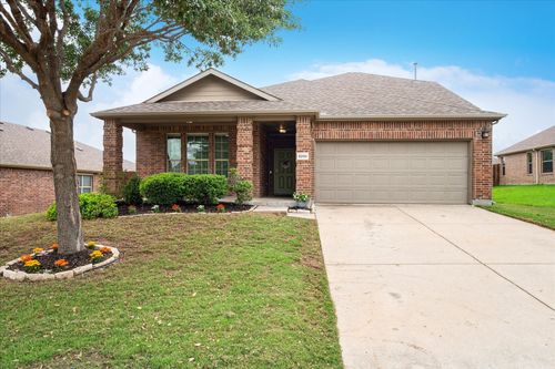 5208 Hidden Knolls Dr, Mckinney, TX, 75071-8327 | Card Image