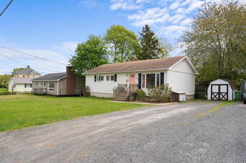 204 Cameron Ave, New Glasgow, NS, B2H1T2 | Card Image