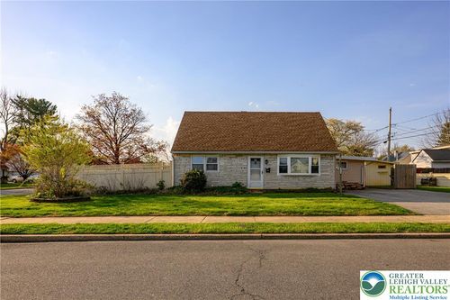 2114 Fireside Dr, BETHLEHEM, PA, 18018-1631 | Card Image