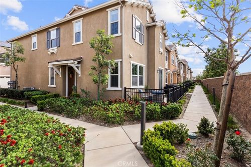 unit-516-16502 Casa Grande Ave, Fontana, CA, 92336-6112 | Card Image