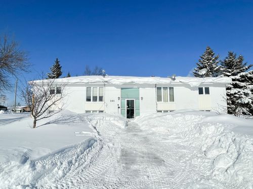 246 Cambridge Ave, Iroquois Falls, ON, P0K1E0 | Card Image