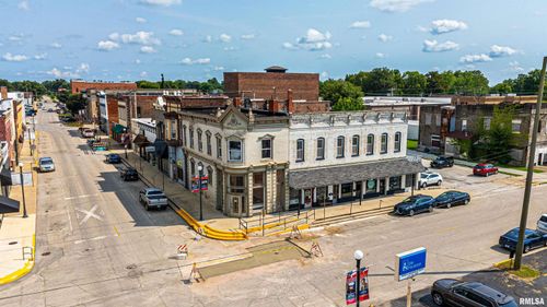 200 S Chicago St, Lincoln, IL, 62656-2701 | Card Image
