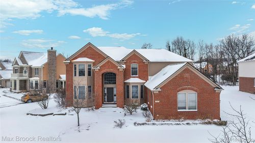 6901 Reed Ct, West Bloomfield, MI, 48322-2965 | Card Image