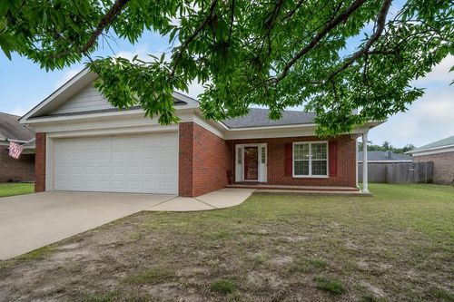 61 Lincolnshire Ln, Phenix City, AL, 36870-8660 | Card Image
