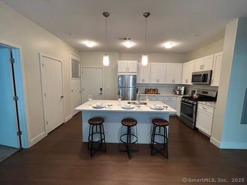 unit-218b-111b Morgan St, Stamford, CT, 06905-5526 | Card Image