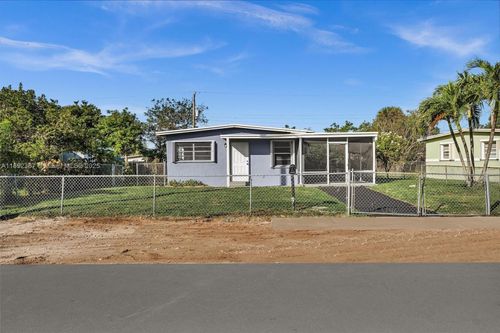 137 Nw 29th Ave, Fort Lauderdale, FL, 33311-8541 | Card Image