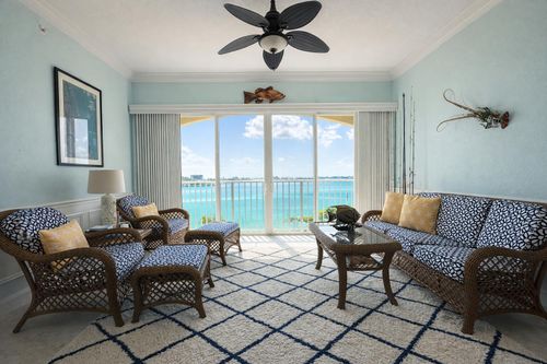 ph02-21 Harbour Isle Dr W, Fort Pierce, FL, 34949-2773 | Card Image