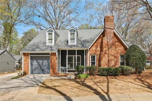 615 Roswell Green Ln, Roswell, GA, 30075-2468 | Card Image