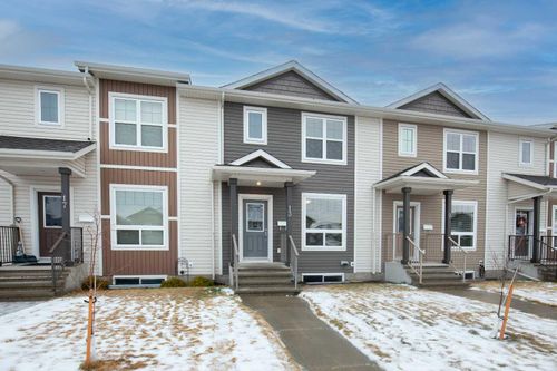 {{alt}} | Card Image