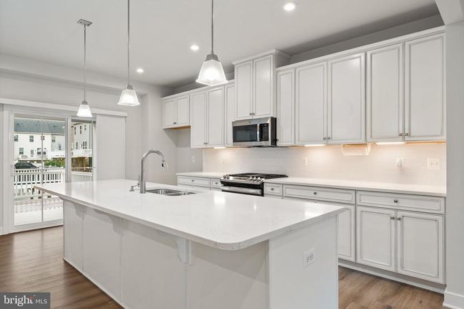 7769 Blackburn Ridge Dr, Townhouse with 4 bedrooms, 4 bathrooms and null parking in MANASSAS VA | Image 21