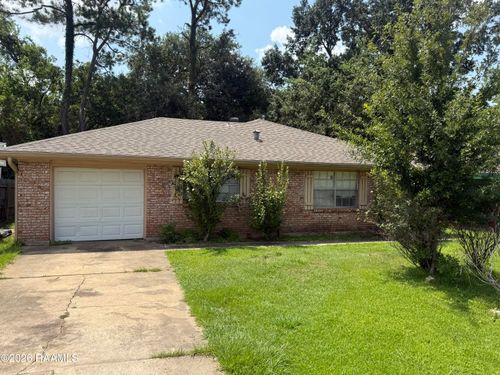 229 Van Buren Dr, Lafayette, LA, 70507-5531 | Card Image