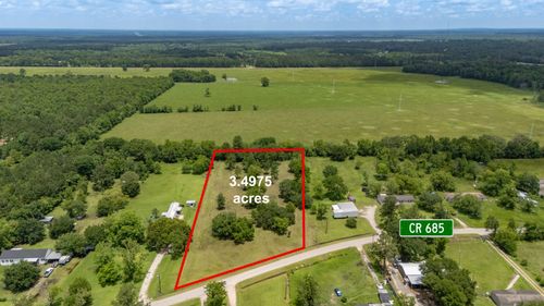 652 County Road 685, Dayton, TX, 77535-3331 | Card Image