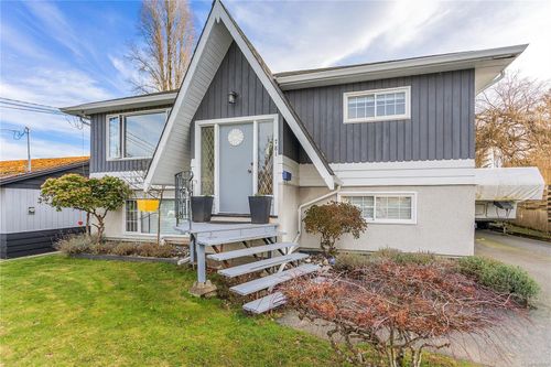 781 Chelsea St, Nanaimo, BC, V9S1Y2 | Card Image