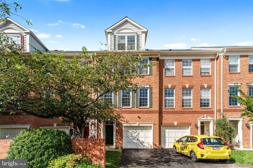 3613 12th St S, Arlington, VA, 22204-4257 | Card Image