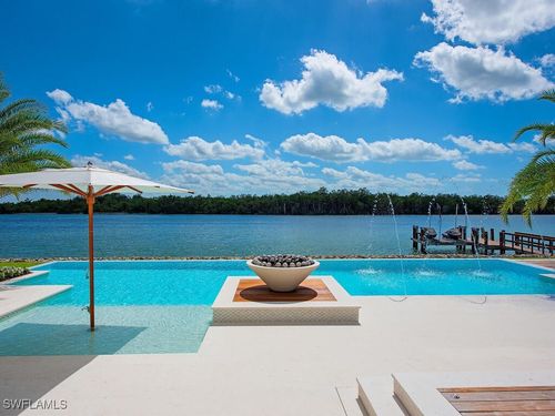 860 Admiralty Parade, NAPLES, FL, 34102-7875 | Card Image