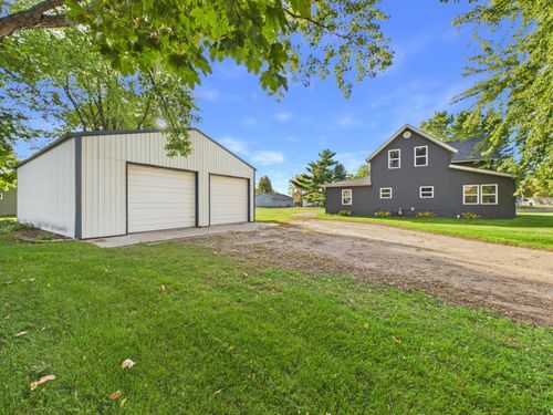 418 1st Ave Sw, Melrose, MN, 56352-1269 | Card Image