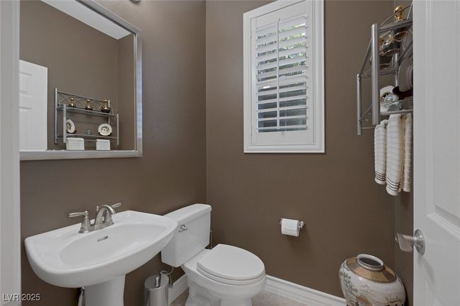 Half bath/ Powder Room | Image 50