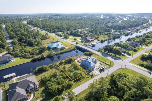 14292 Kay Ln, PORT CHARLOTTE, FL, 33981-3048 | Card Image