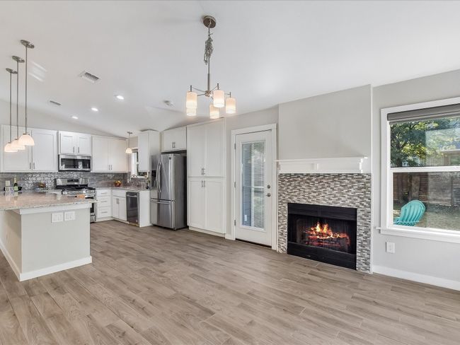 10310 Bilbrook Pl, House other with 3 bedrooms, 3 bathrooms and 4 parking in Austin TX | Image 12