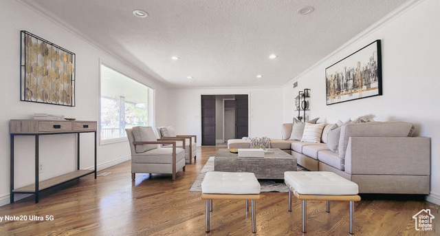 5700 , Roy, UT 84067
