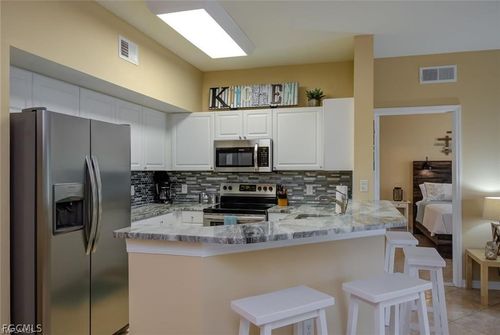 apt-313-15625 Ocean Walk Cir, Fort Myers, FL, 33908-1357 | Card Image