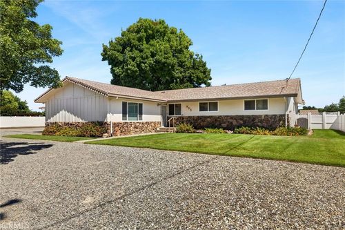 905 1st Ave, Willows, CA, 95988-2015 | Card Image