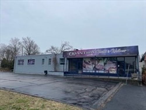 549 Central Ave, Seekonk, MA, 02771-3930 | Card Image