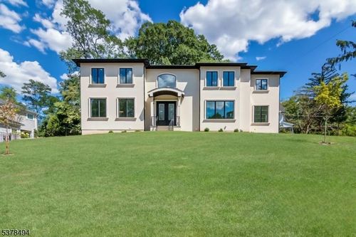 20 Woodfern Rd, Summit, NJ, 07901-2932 | Card Image