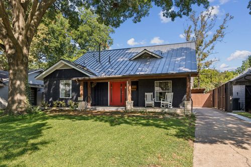 9427 Hobart St, Dallas, TX, 75218-2718 | Card Image